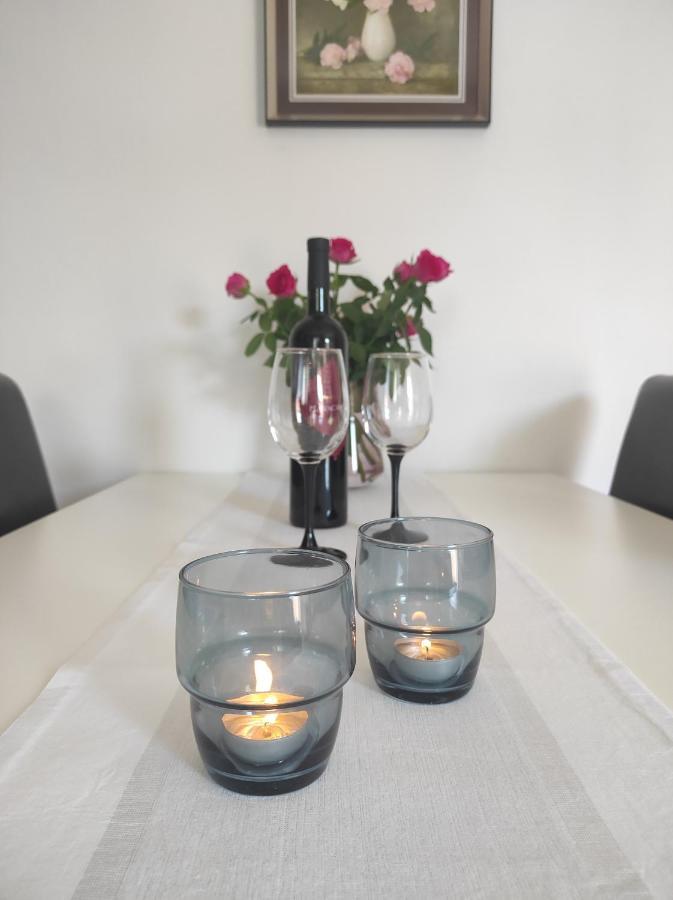 Apartment Zunabovic โตรกีร์ ภายนอก รูปภาพ