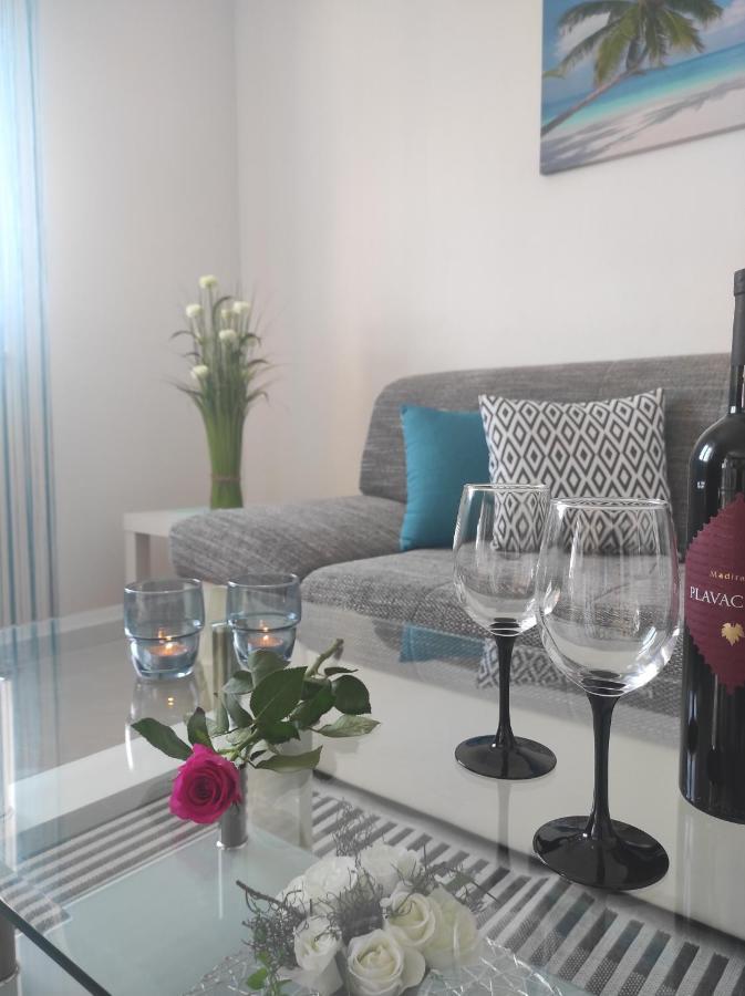 Apartment Zunabovic โตรกีร์ ภายนอก รูปภาพ