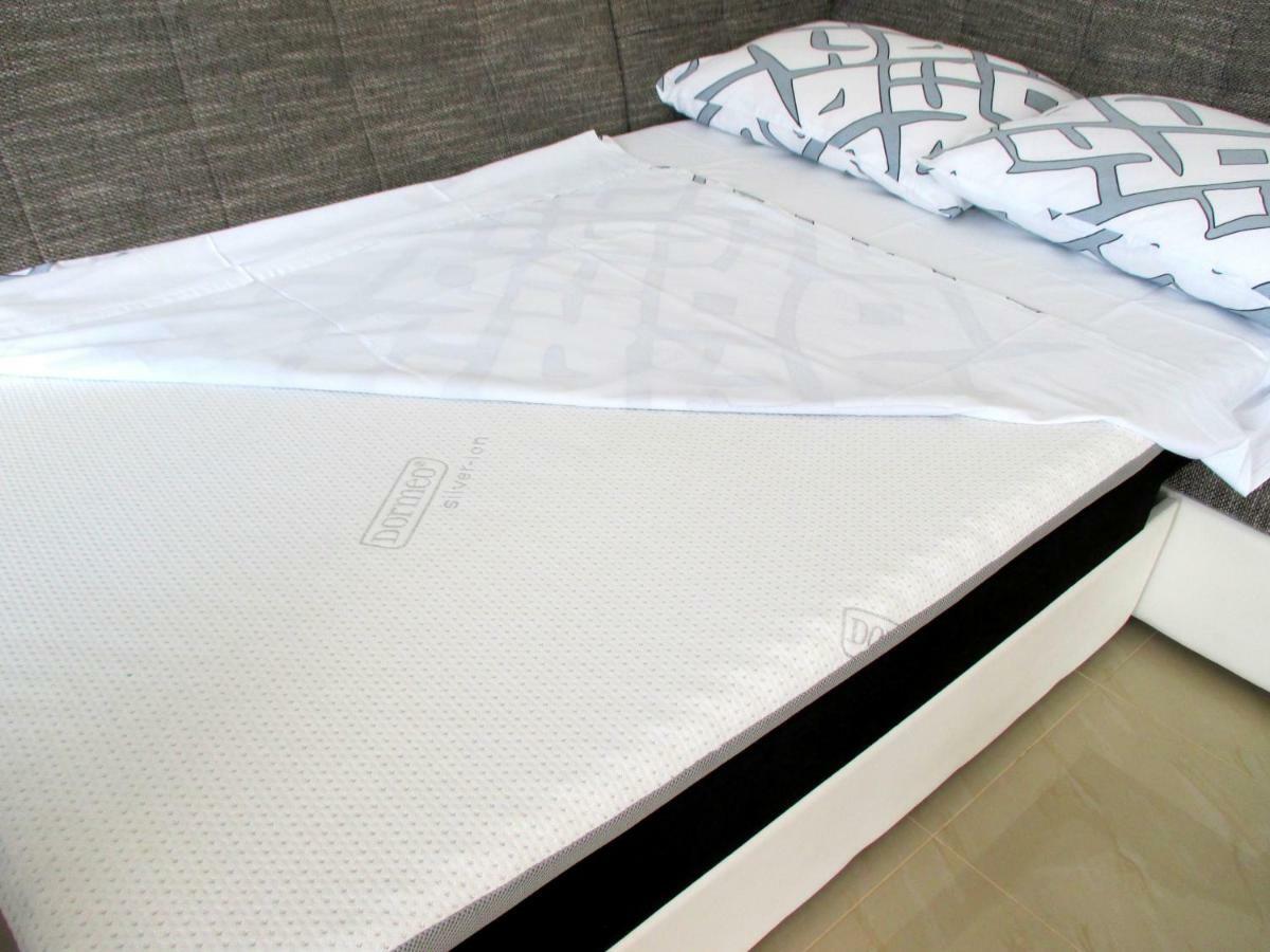 Apartment Zunabovic โตรกีร์ ภายนอก รูปภาพ